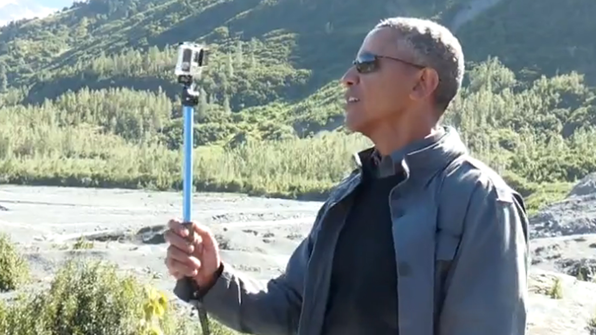 Obama Takes Selfies in Alaska to Share Message of Climate Change